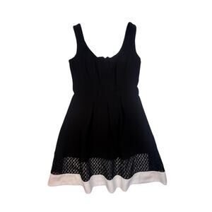 Nine West Black Fit & Flare Dress Tweed Hem Sleeveless Cocktail Career Size 2